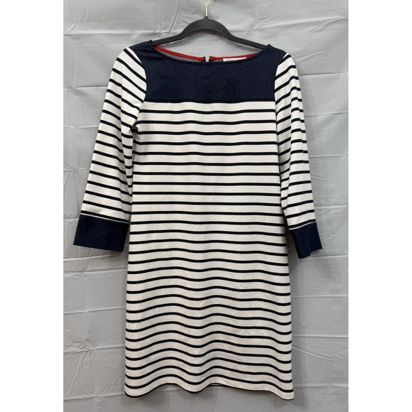Sandra Darren Dresses & Skirts - Sandra Darren Womens Size 6 White & Navy 3/4 Sleeve Striped Shift Dress